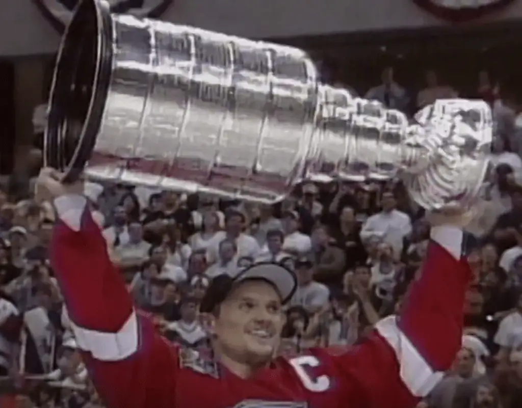 Steve Yzerman Stanley Cup 1998