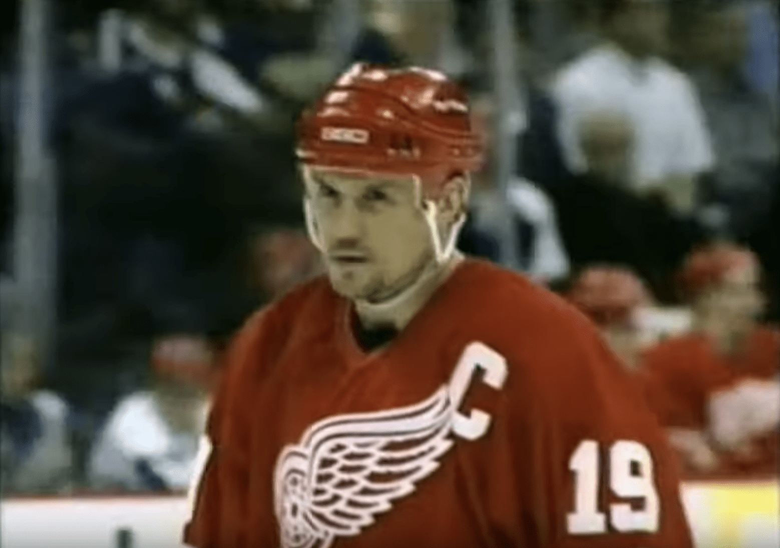 Former Red Wing Steve Yzerman pays tribute to his hockey idol