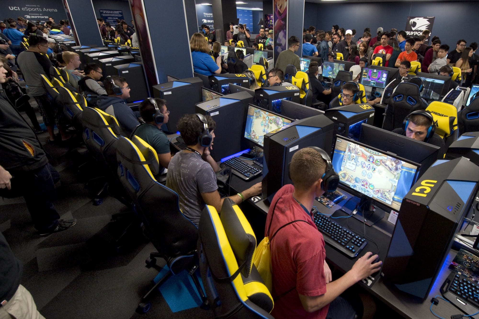 Top 5 Esports Scholarships for Gamers