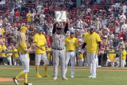 Boston Red Sox honor Miguel Cabrera