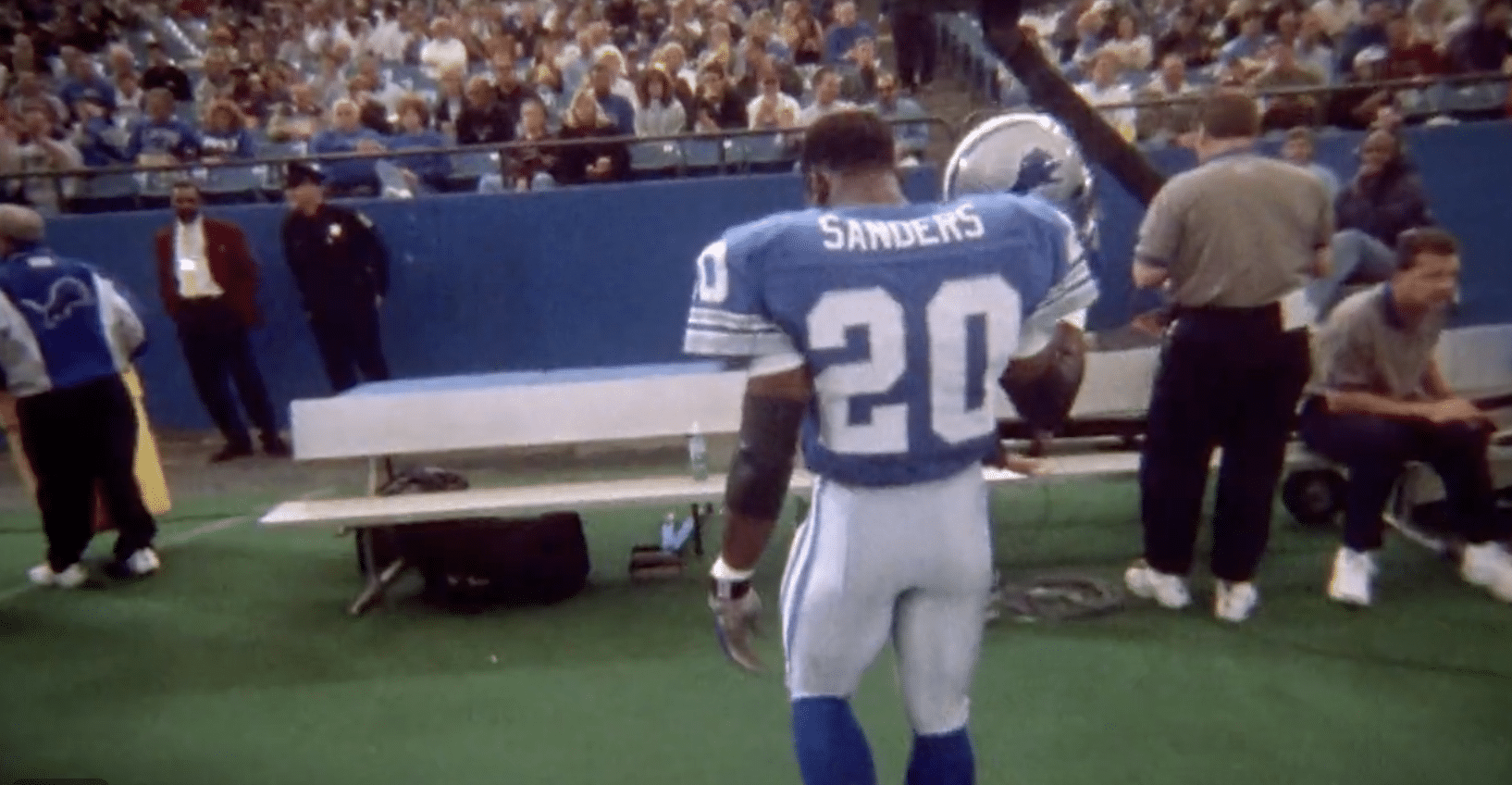 Barry Sanders to reveal why he retired