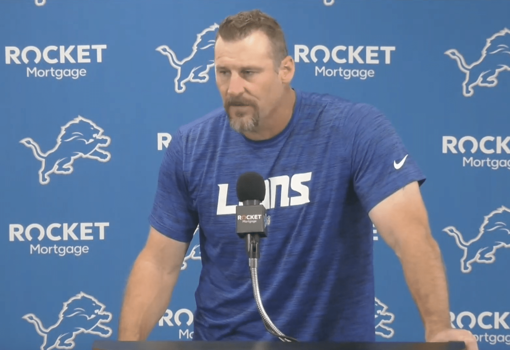 Dan Campbell corrects reporter