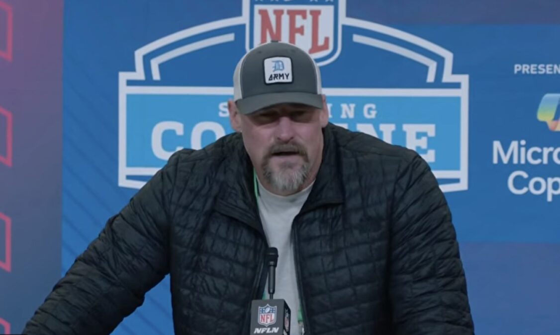 Dan Campbell Taylor Decker Lions decision Penei Sewell left tackle